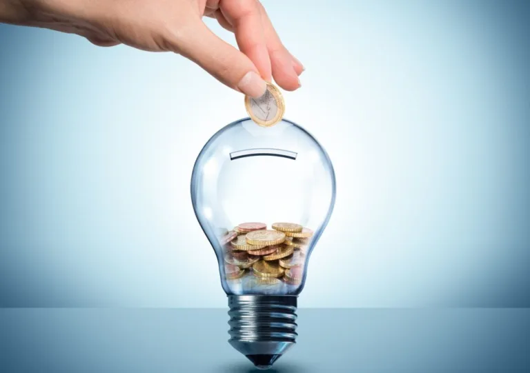 Sprytne sposoby na oszczędzanie energii – zobacz, jak oszczędzać prąd, gaz i wodę na co dzień