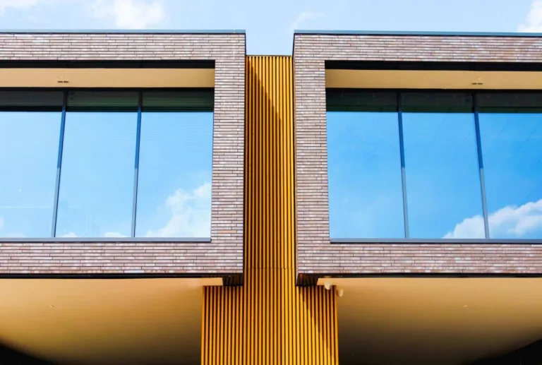 Rekuperacja a alergie: Jak wentylacja mechaniczna pomaga w walce z alergenami w powietrzu?