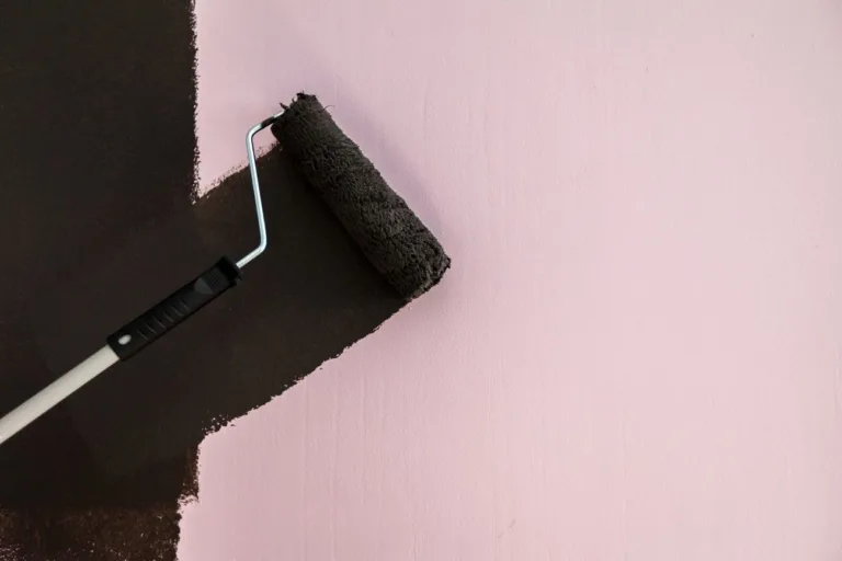 Dulux EasyCare – rewolucja w malowaniu ścian i sufitów