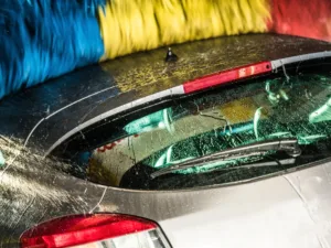 Jak technologia wpływa na oszczędność energii w myjniach samochodowych